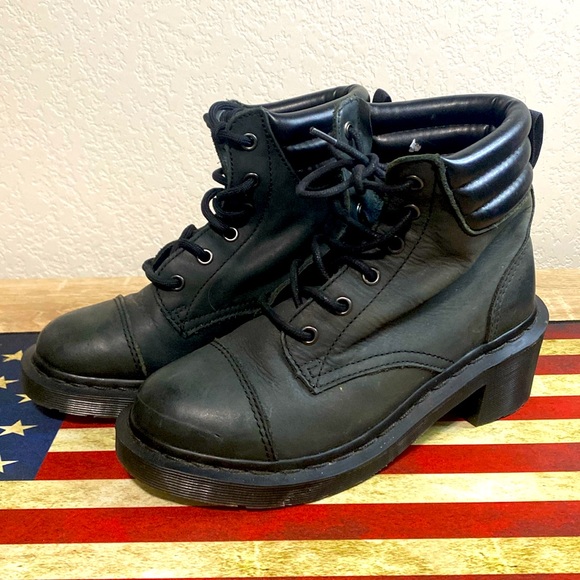 Dr. Martens Shoes - Dr Martens Alexandra 6-Eye Ankle Boots Womens Size 6 Black Leather Padded Collar